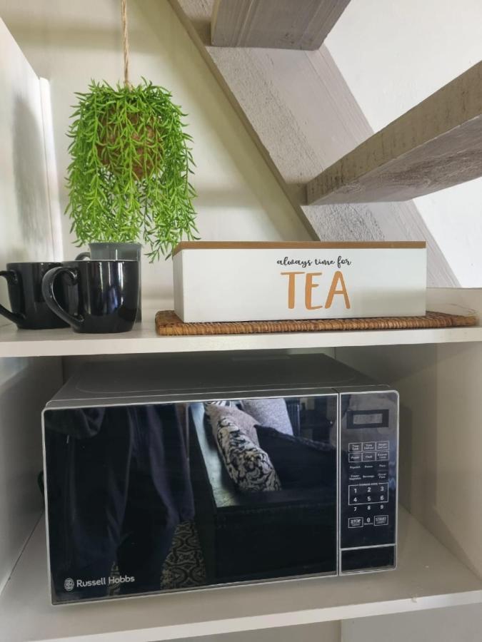 Angel 8 Airbnb Apartment 2 로버슨 외부 사진