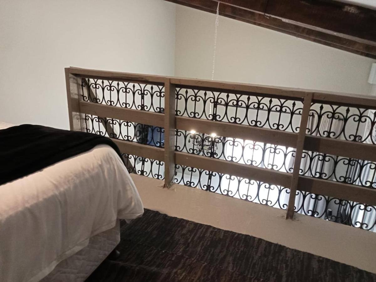 Angel 8 Airbnb Apartment 2 로버슨 외부 사진