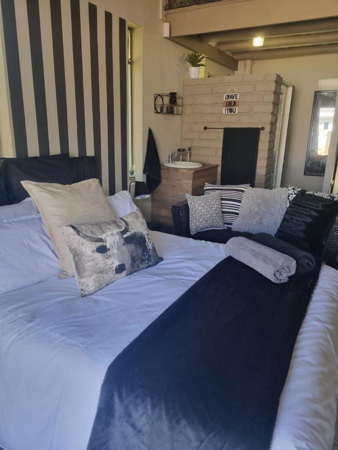Angel 8 Airbnb Apartment 2 로버슨 외부 사진