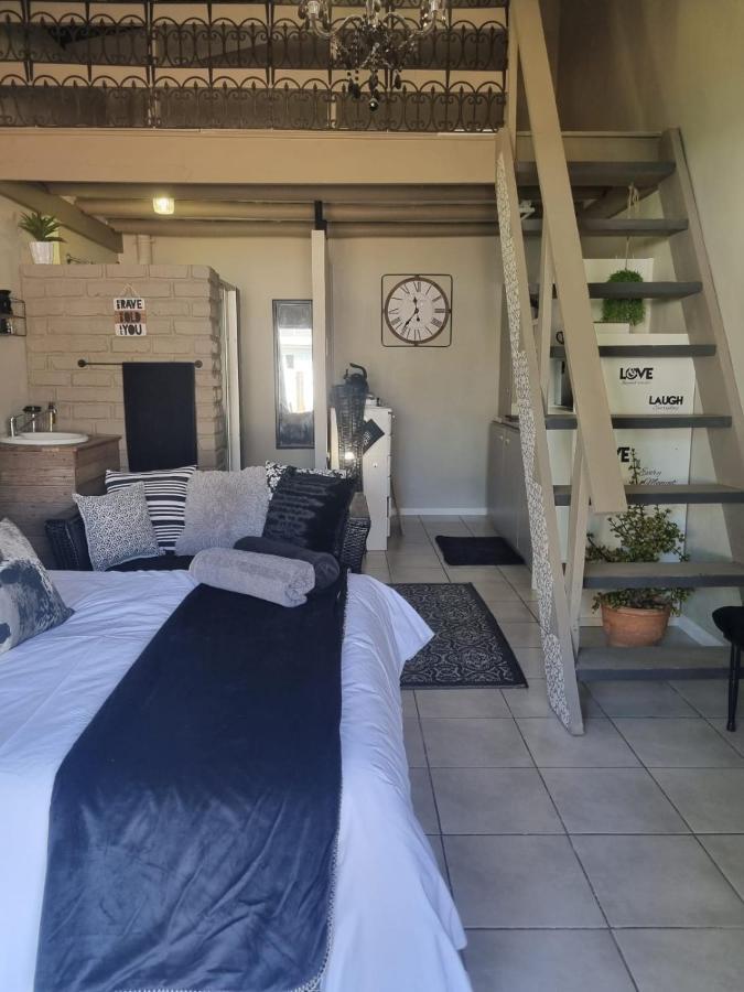 Angel 8 Airbnb Apartment 2 로버슨 외부 사진